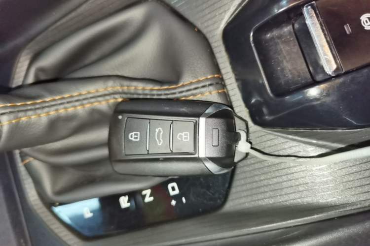 Used Dongfeng Aeolus Yixuan 2024 1.5L Automatic JingSu Edition Vehicle Key