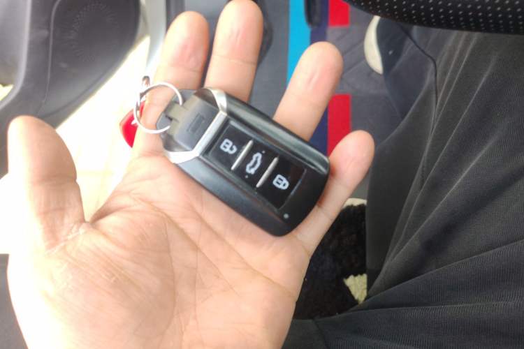 Used Dongfeng Aeolus Yixuan 2024 1.5L Automatic JingSu Edition Vehicle Key