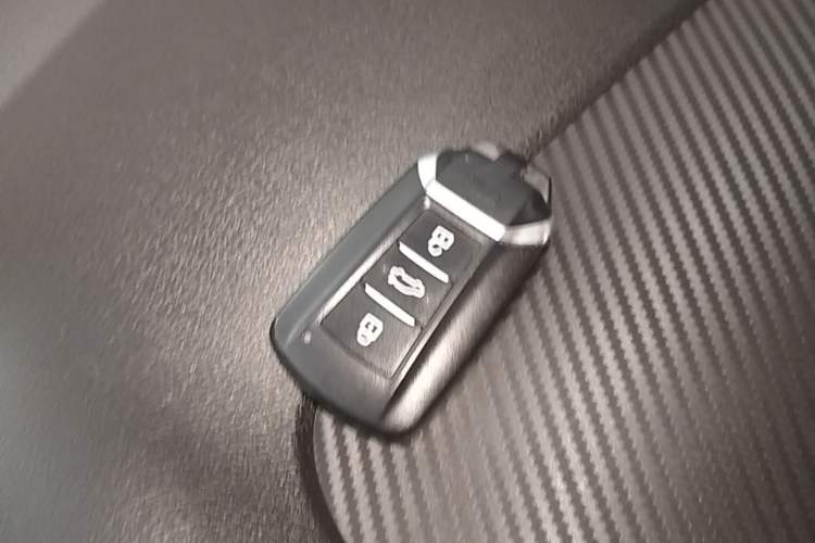 Used Dongfeng Aeolus Yixuan 2024 1.5L Automatic JingSu Edition Vehicle Key