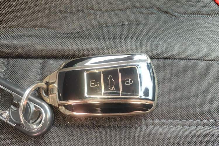 Used Dongfeng Aeolus Yixuan 2024 1.5L Automatic JingSu Edition Vehicle Key