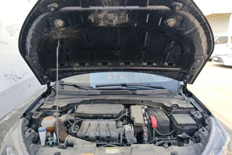Used Dongfeng Aeolus Yixuan 2025 1.5L Automatic Luxury Version Engine Bay