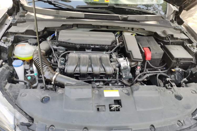 Used Dongfeng Aeolus Yixuan 2025 1.5L Automatic Luxury Version Engine Bay