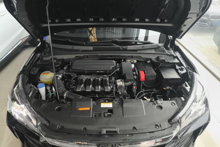 Used Dongfeng Aeolus Yixuan 2025 1.5L Automatic Luxury Version Engine Bay
