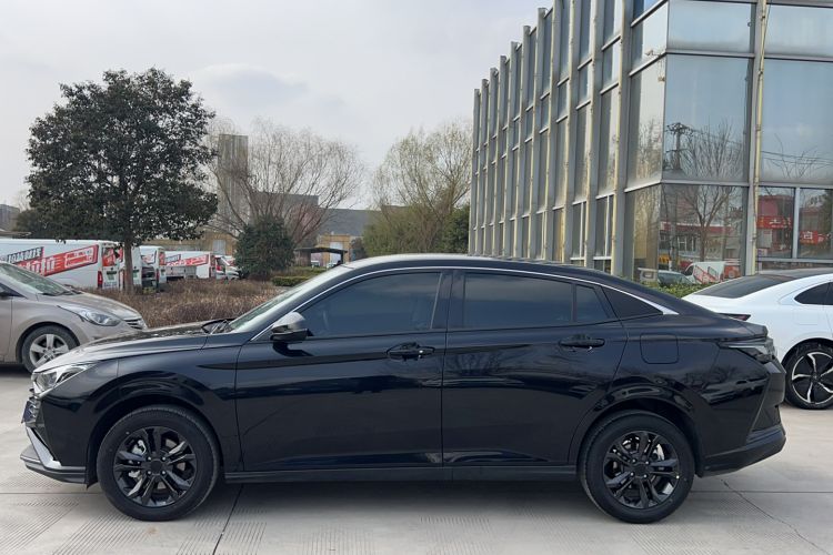 Used Dongfeng Aeolus Yixuan 2025 1.5L Automatic Luxury Version Exterior 4