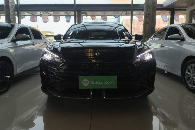 Used Dongfeng Aeolus Yixuan 2025 1.5L Automatic Luxury Version Front