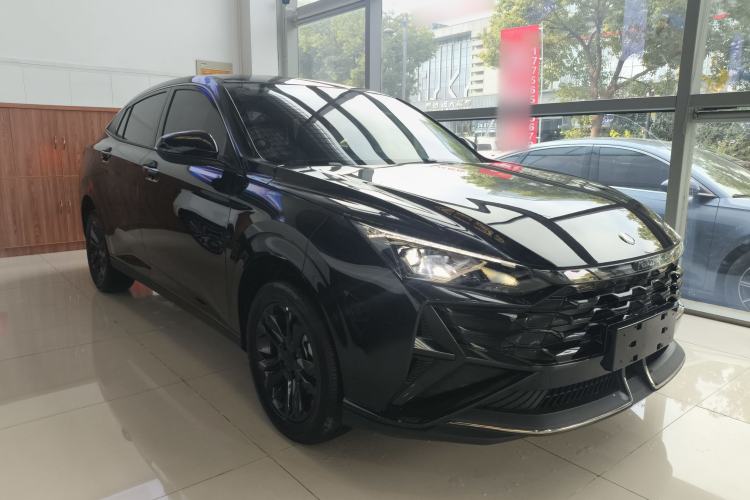 Used Dongfeng Aeolus Yixuan 2025 1.5L Automatic Luxury Version Front Right 45 Deg