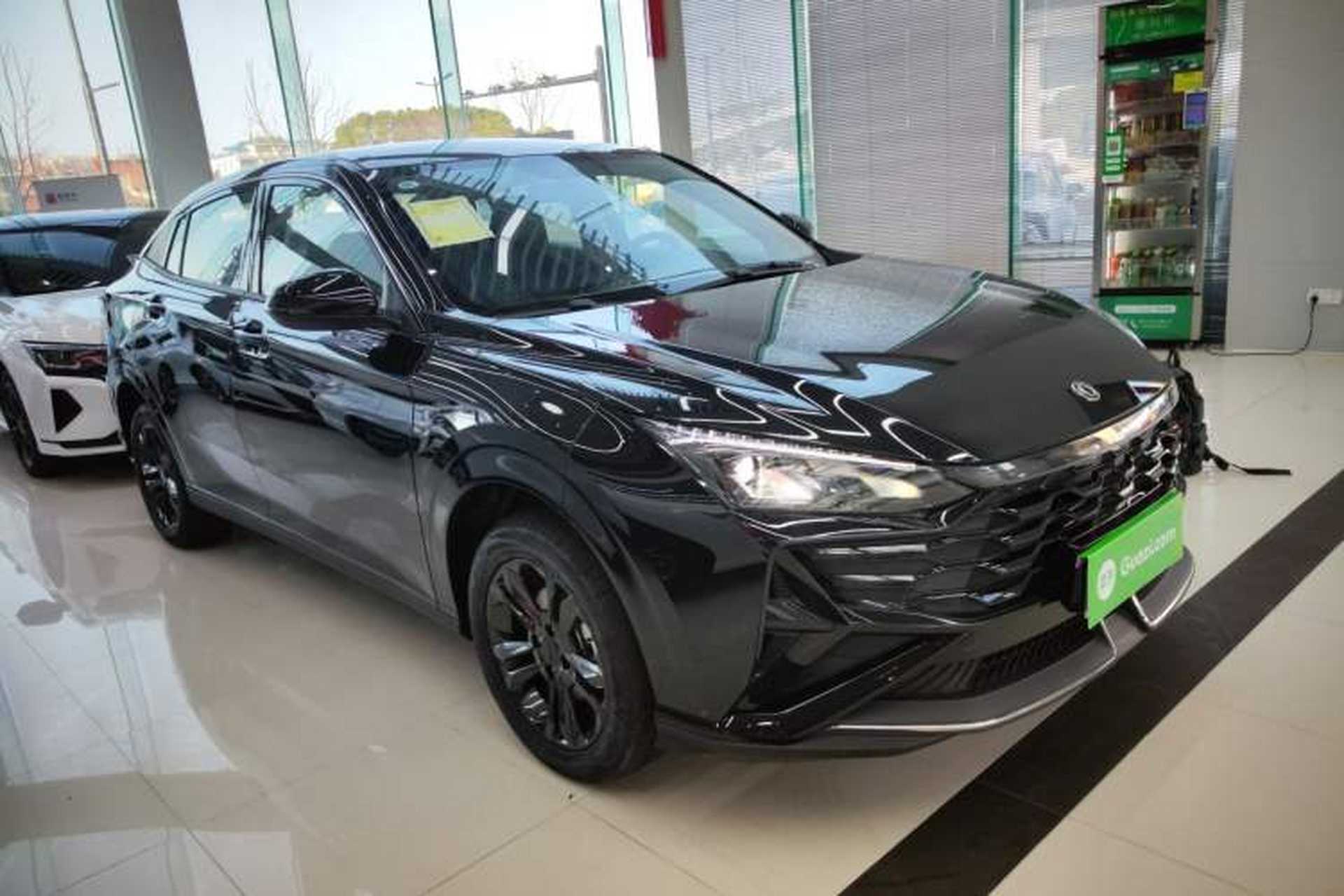 Used Dongfeng Aeolus Yixuan 2025 1.5L Automatic Luxury Version Front Right 45 Deg
