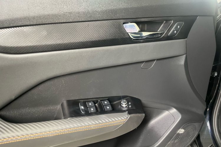 Used Dongfeng Aeolus Yixuan 2025 1.5L Automatic Luxury Version Interior 4