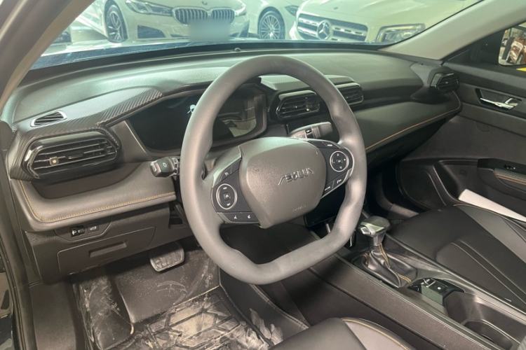Used Dongfeng Aeolus Yixuan 2025 1.5L Automatic Luxury Version Interior 8