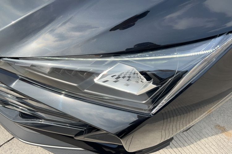 Used Dongfeng Aeolus Yixuan 2025 1.5L Automatic Luxury Version Left Front Headlight