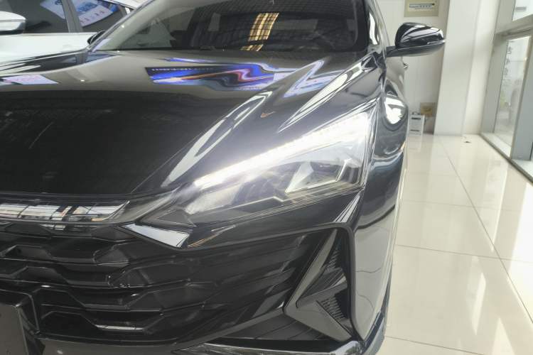 Used Dongfeng Aeolus Yixuan 2025 1.5L Automatic Luxury Version Left Front Headlight
