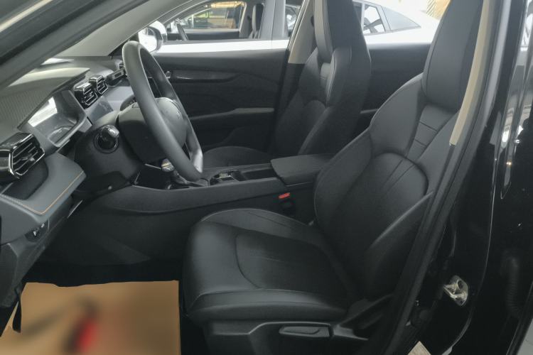 Used Dongfeng Aeolus Yixuan 2025 1.5L Automatic Luxury Version Left Front Seat