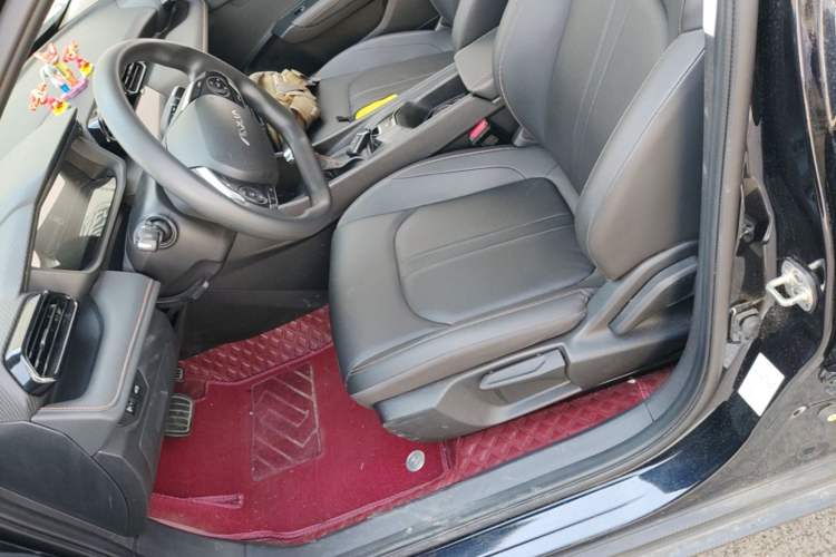 Used Dongfeng Aeolus Yixuan 2025 1.5L Automatic Luxury Version Left Front Seat