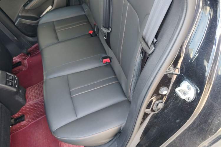 Used Dongfeng Aeolus Yixuan 2025 1.5L Automatic Luxury Version Left Rear Seat