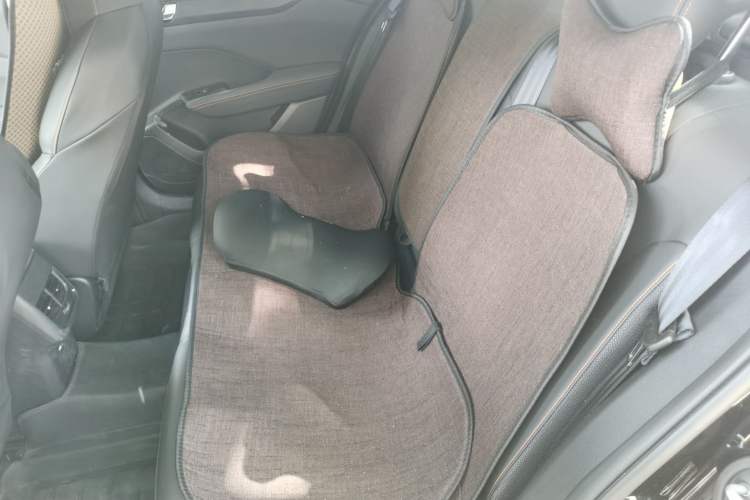 Used Dongfeng Aeolus Yixuan 2025 1.5L Automatic Luxury Version Left Rear Seat