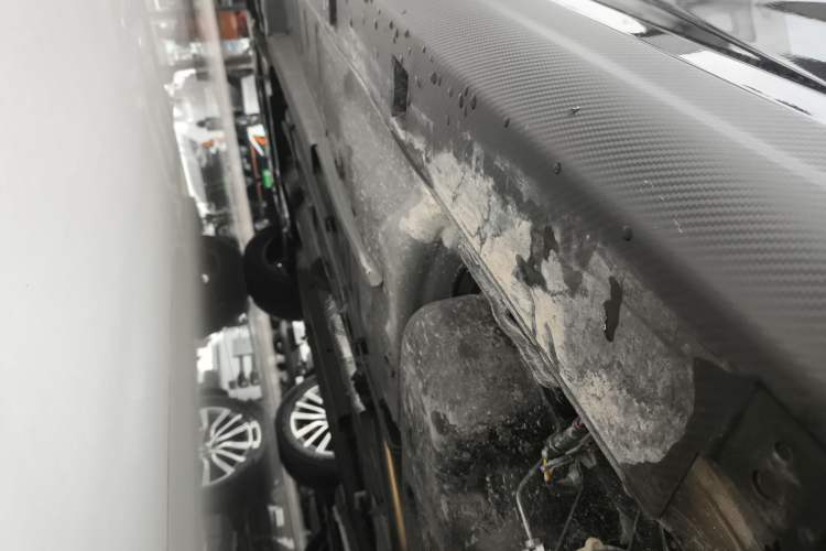 Used Dongfeng Aeolus Yixuan 2025 1.5L Automatic Luxury Version Left Side Sill