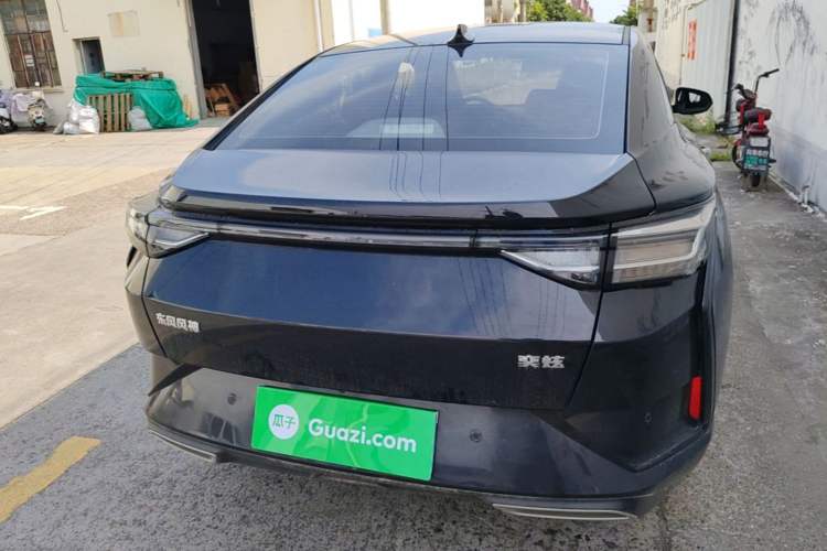 Used Dongfeng Aeolus Yixuan 2025 1.5L Automatic Luxury Version Rear