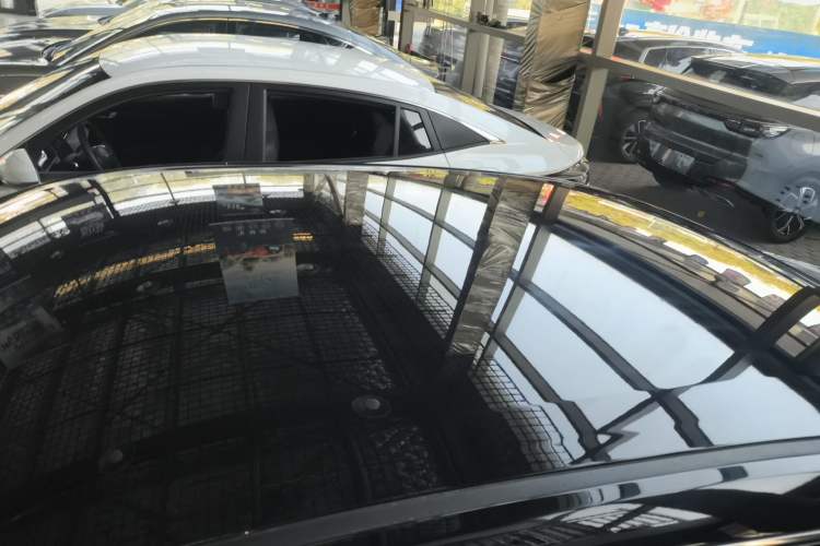 Used Dongfeng Aeolus Yixuan 2025 1.5L Automatic Luxury Version Roof