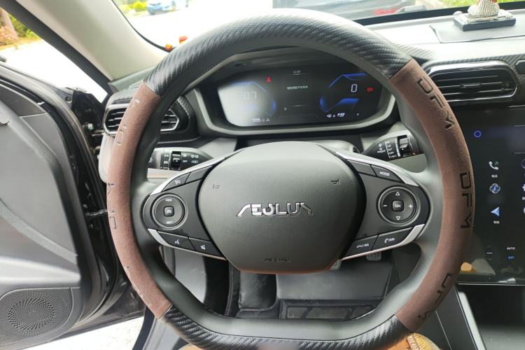 Used Dongfeng Aeolus Yixuan 2025 1.5L Automatic Luxury Version Steering Wheel