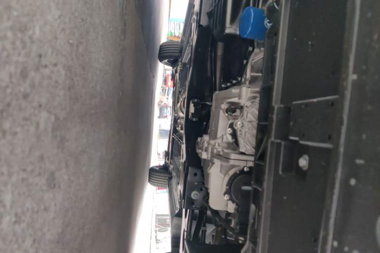 Used Dongfeng Aeolus Yixuan 2025 1.5L Automatic Luxury Version Chassis Front