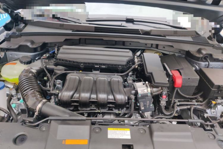 Used Dongfeng Aeolus Yixuan 2025 1.5L Automatic Luxury Version Engine Bay