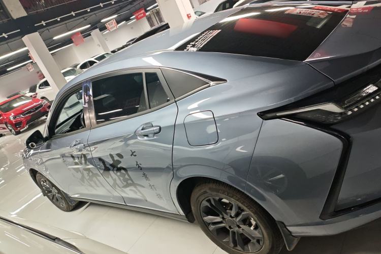 Used Dongfeng Aeolus Yixuan 2025 1.5L Automatic Luxury Version Exterior 3