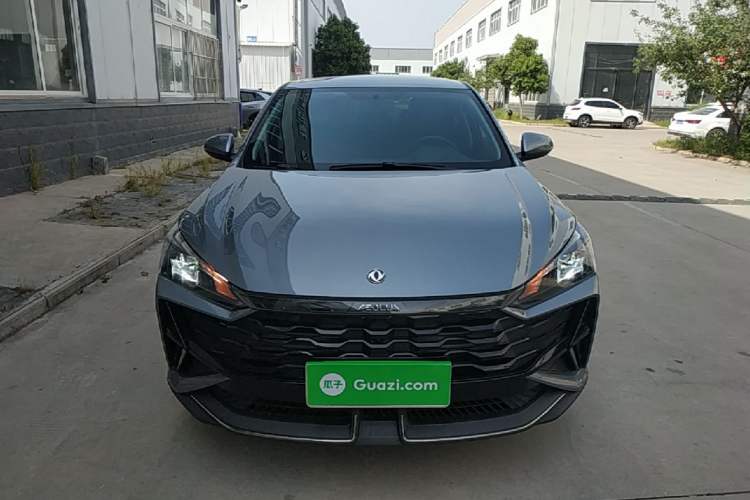 Used Dongfeng Aeolus Yixuan 2025 1.5L Automatic Luxury Version Front