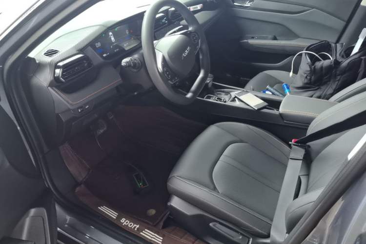 Used Dongfeng Aeolus Yixuan 2025 1.5L Automatic Luxury Version Left Front Seat