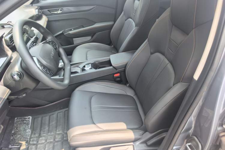 Used Dongfeng Aeolus Yixuan 2025 1.5L Automatic Luxury Version Left Front Seat