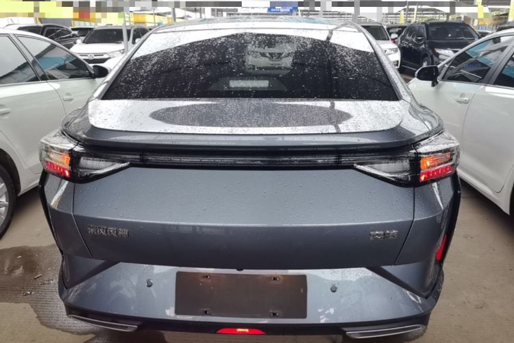 Used Dongfeng Aeolus Yixuan 2025 1.5L Automatic Luxury Version Rear