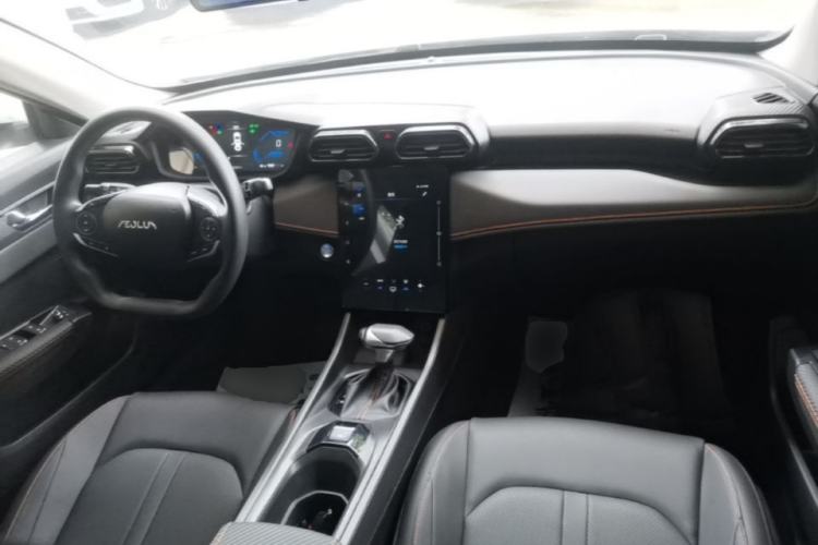 Used Dongfeng Aeolus Yixuan 2025 1.5L Automatic Luxury Version Center Console