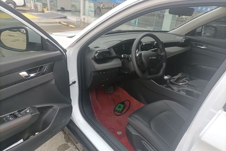 Used Dongfeng Aeolus Yixuan 2025 1.5L Automatic Luxury Version Driver Seat