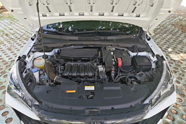 Used Dongfeng Aeolus Yixuan 2025 1.5L Automatic Luxury Version Engine Bay