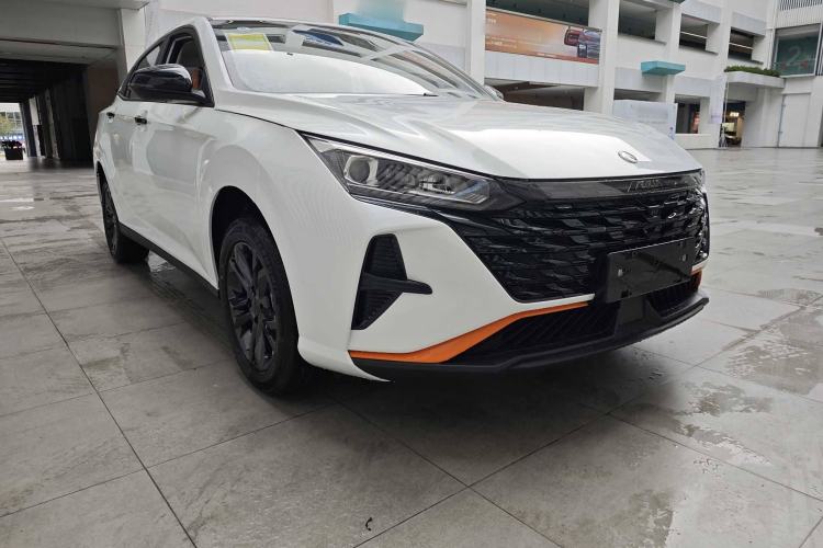 Used Dongfeng Aeolus Yixuan 2025 1.5L Glory Edition Exterior 1