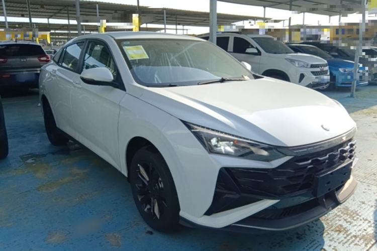 Used Dongfeng Aeolus Yixuan 2025 1.5L Automatic Luxury Version Exterior 1