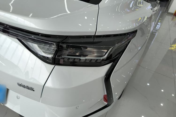 Used Dongfeng Aeolus Yixuan 2025 1.5L Automatic Luxury Version Exterior 6