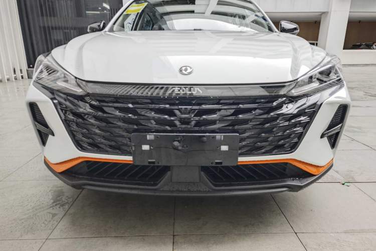 Used Dongfeng Aeolus Yixuan 2025 1.5L Glory Edition Exterior 7