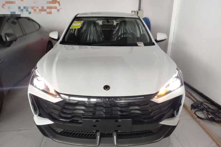 Used Dongfeng Aeolus Yixuan 2025 1.5L Automatic Luxury Version Front