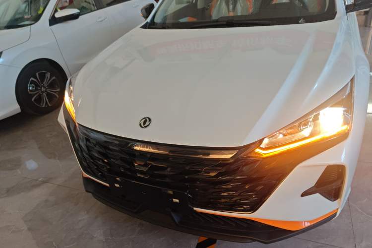Used Dongfeng Aeolus Yixuan 2025 1.5L Glory Edition Front