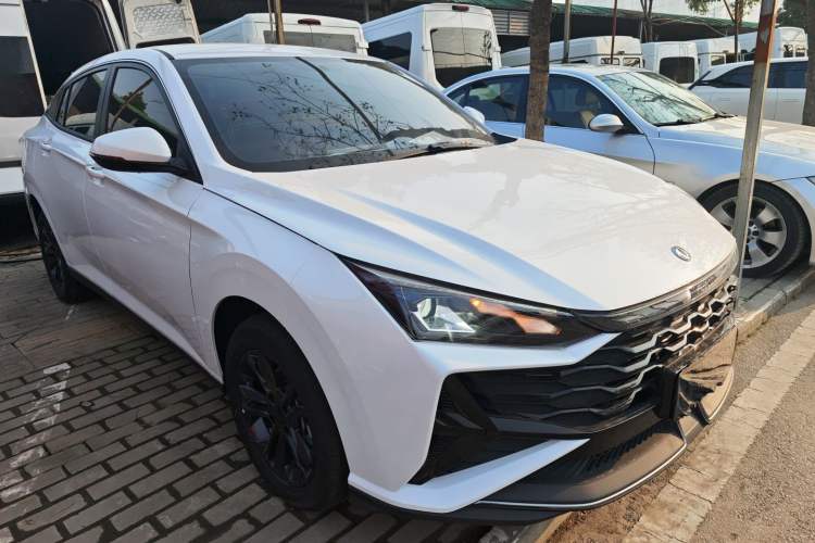 Used Dongfeng Aeolus Yixuan 2025 1.5L Automatic Luxury Version Front Right 45 Deg