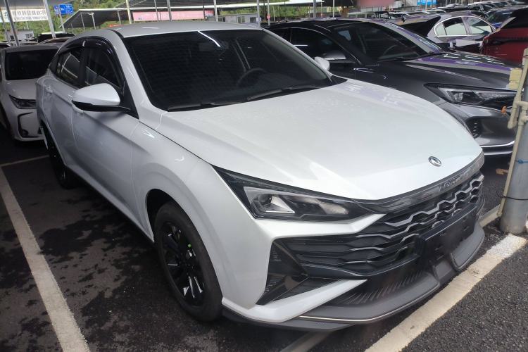 Used Dongfeng Aeolus Yixuan 2025 1.5L Automatic Luxury Version Front Right 45 Deg