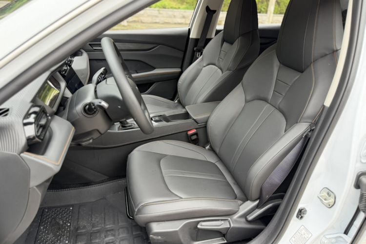 Used Dongfeng Aeolus Yixuan 2025 1.5L Automatic Luxury Version Interior 5