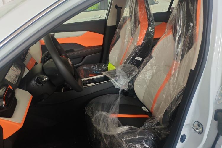 Used Dongfeng Aeolus Yixuan 2025 1.5L Glory Edition Left Front Seat