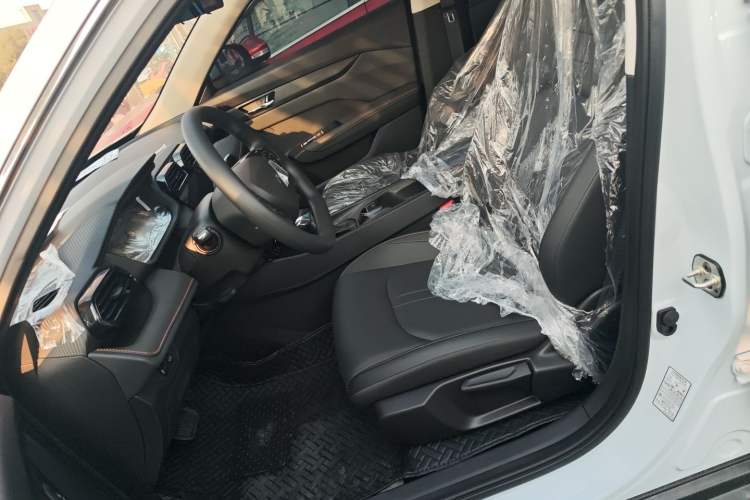 Used Dongfeng Aeolus Yixuan 2025 1.5L Automatic Luxury Version Left Front Seat
