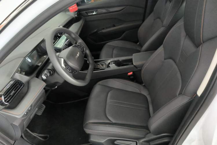 Used Dongfeng Aeolus Yixuan 2025 1.5L Automatic Luxury Version Left Front Seat