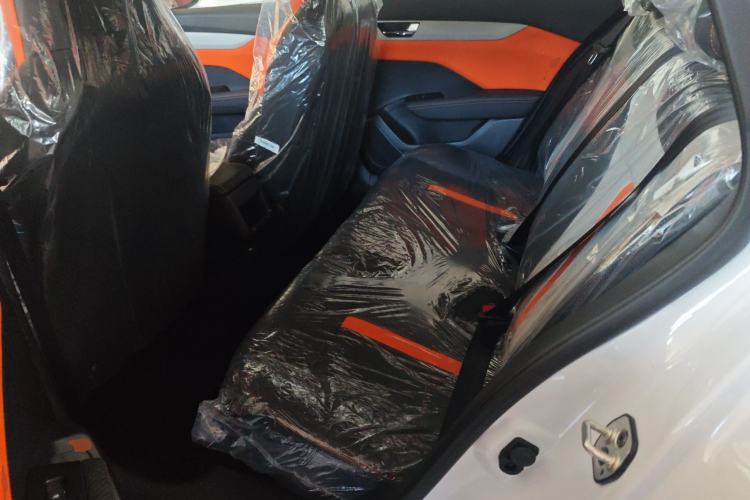 Used Dongfeng Aeolus Yixuan 2025 1.5L Glory Edition Left Rear Seat