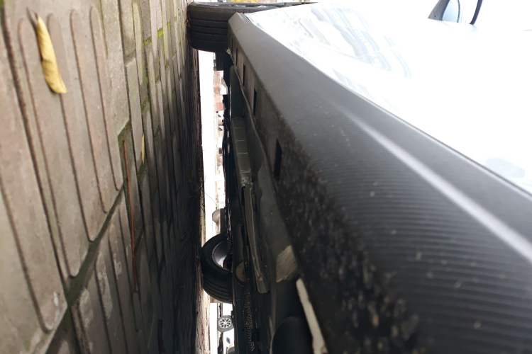 Used Dongfeng Aeolus Yixuan 2025 1.5L Automatic Luxury Version Left Side Sill