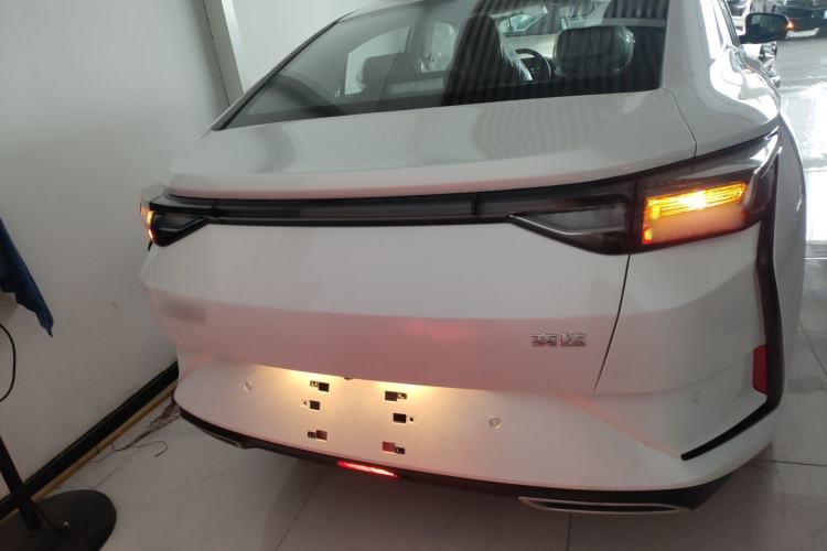 Used Dongfeng Aeolus Yixuan 2025 1.5L Automatic Luxury Version Rear