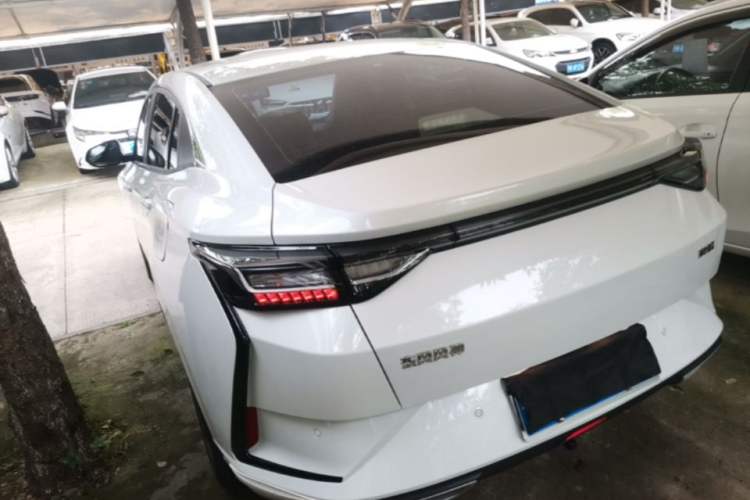 Used Dongfeng Aeolus Yixuan 2025 1.5L Automatic Luxury Version Rear Left 45 Deg