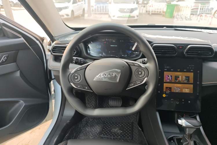 Used Dongfeng Aeolus Yixuan 2025 1.5L Automatic Luxury Version Steering Wheel